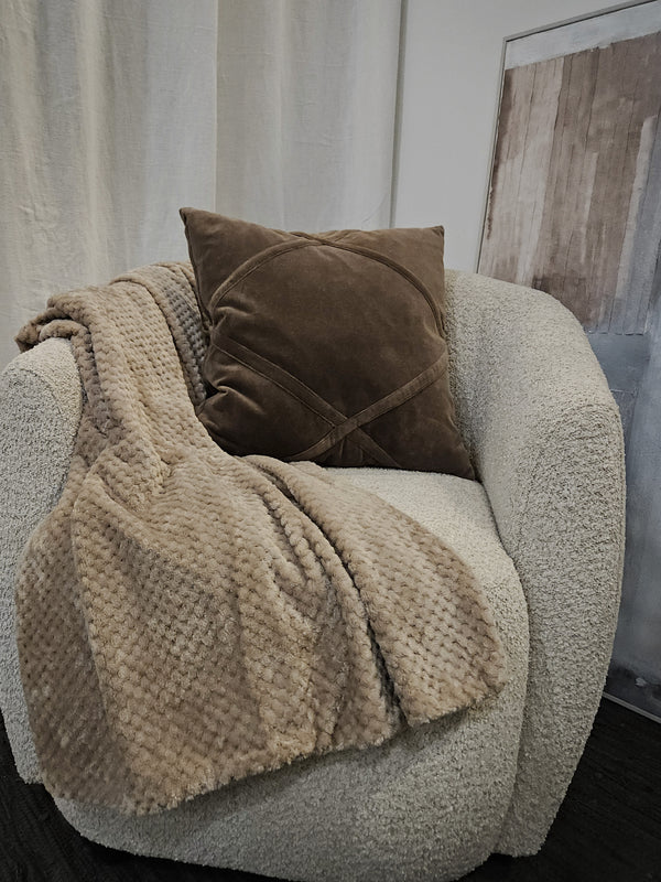 Whisper, Throw, L150xW130cm, Taupe Styled